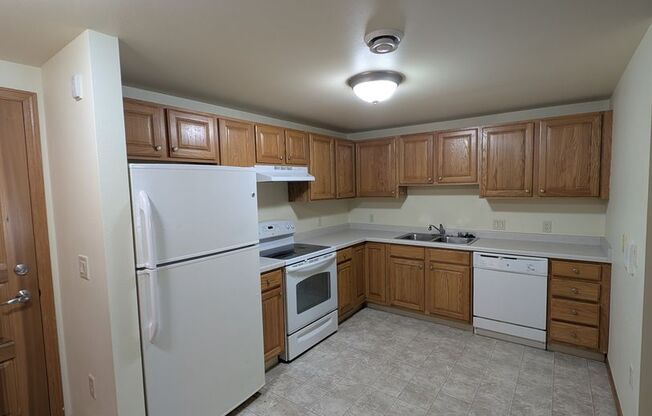 1 bed, 1 bath, 683 sqft, $1,075, Unit 2970-007