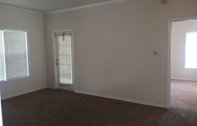 1 bed, 1 bath, 648 sqft, $1,100, Unit Unit 2624