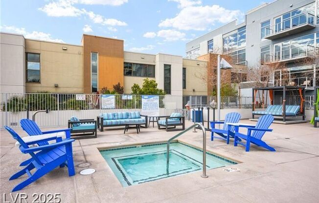 1 bed, 2 baths, $2,977, Unit Juhl Highrise