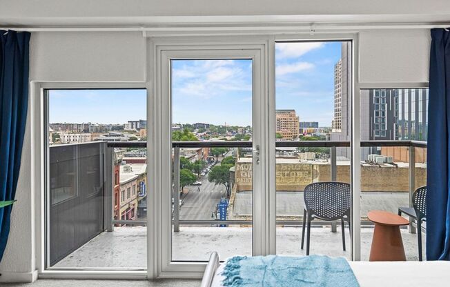 2 beds, 1 bath, 950 sqft, $2,400, Unit 308