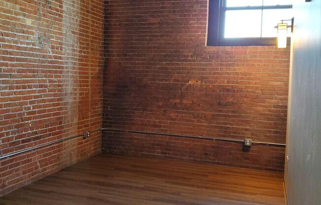 3 beds, 2 baths, 1,349 sqft, $1,996, Unit 206E