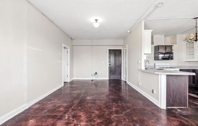 1 bed, 2 baths, 962 sqft, $1,159, Unit 405