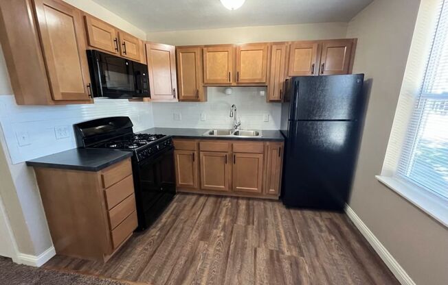 2201 Calhoun