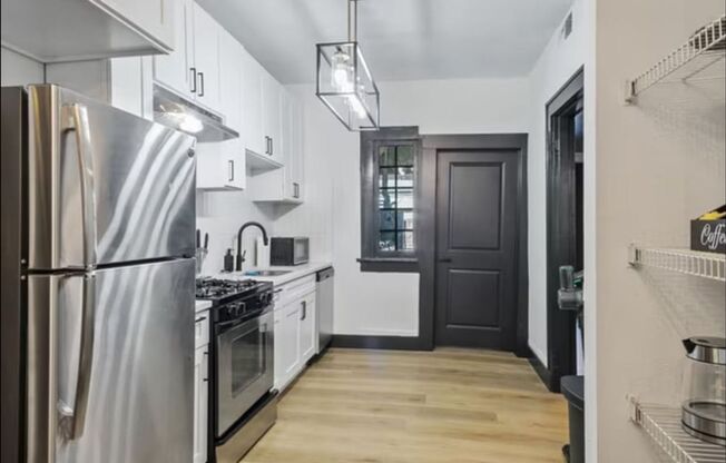 4717 Gaston Ave #19B