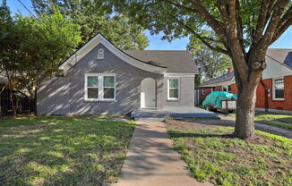 4612 CAPITOL AVE