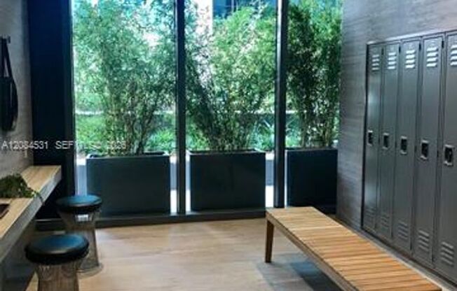 1 bed, 1 bath, $3,200, Unit # 2807