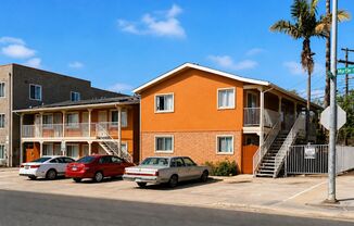 Morley-18 Apartments