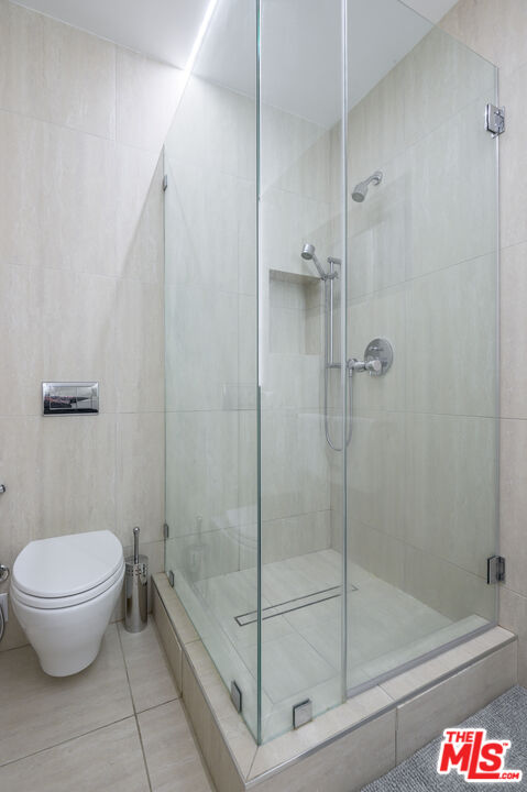3 beds, 2 baths, 1,486 sqft, $7,300, Unit 105