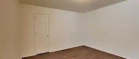 2915 ENCINO RIV