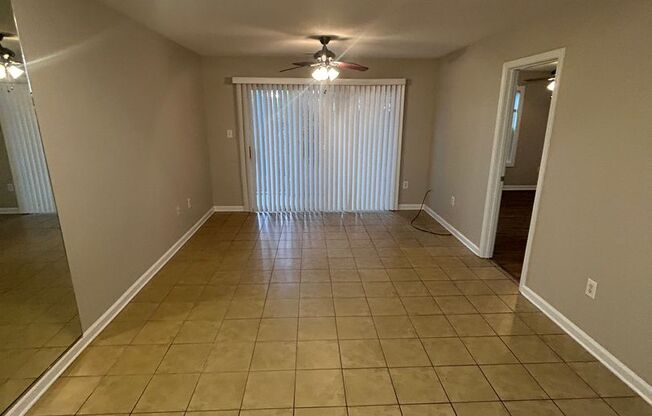 2 beds, 2 baths, $1,400