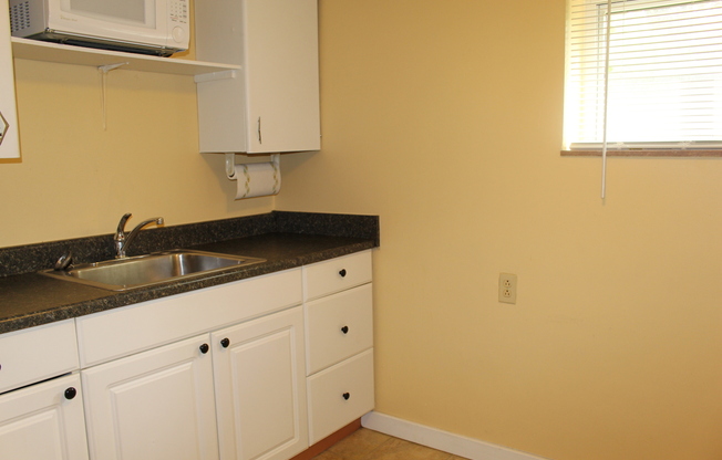 Treehaven Apartments
