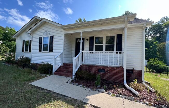 5725 Stone Crystal Dr., Fuquay Varina, NC - Bev Roberts Rentals and Property Management