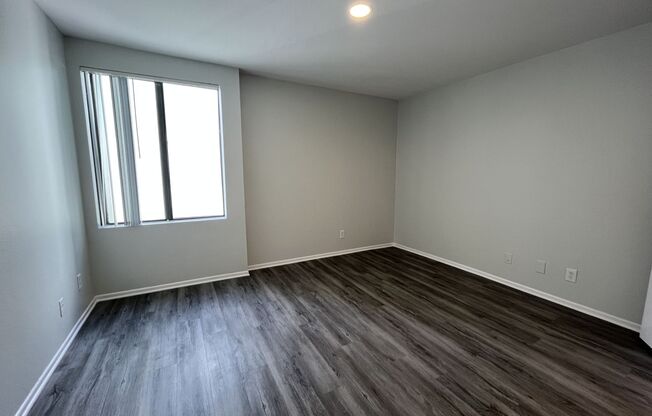 2 beds, 2 baths, 1,200 sqft, $2,748, Unit 304
