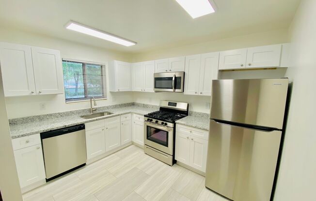 1 bed, 1 bath, 675 sqft, $1,445, Unit B15