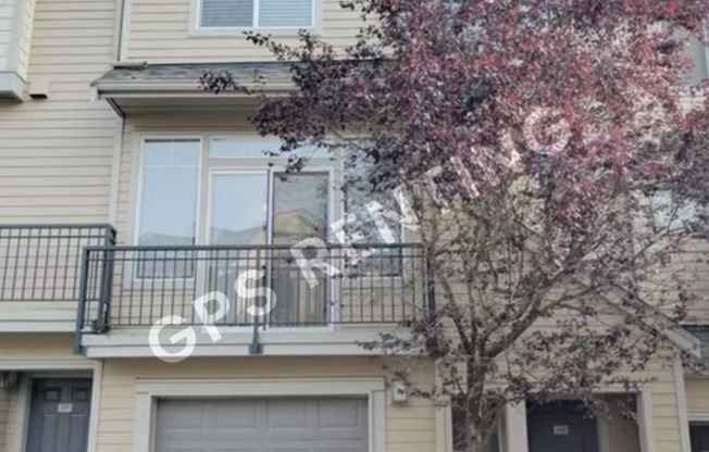 Charming Redmond Townhouse for Rent