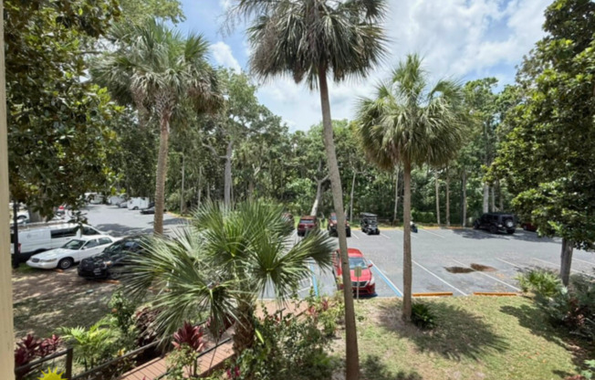 1401 S PALMETTO AVE