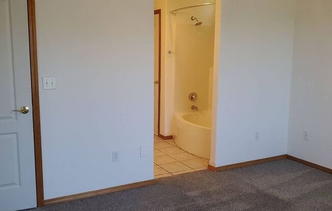 3 beds, 2 baths, $2,150