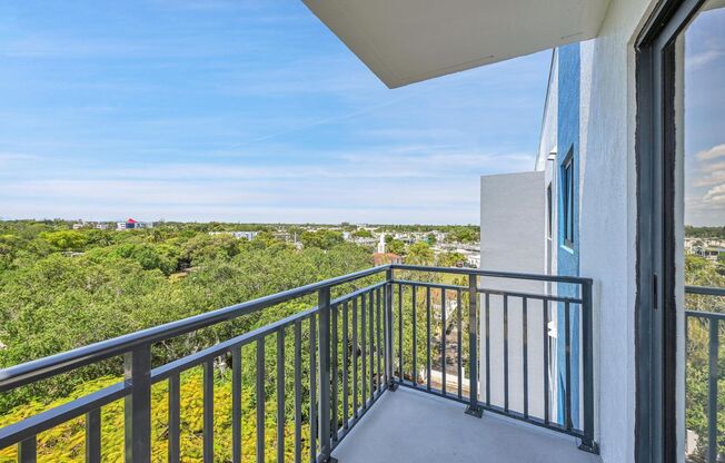 2 beds, 2 baths, 901 sqft, $2,861, Unit 606
