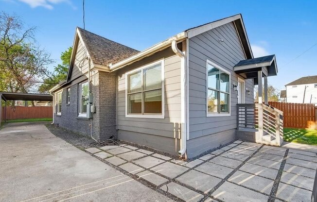 4520 SHARON ST