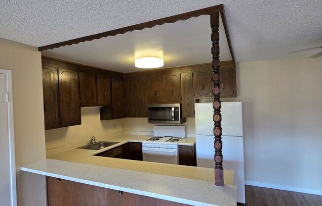 1 bed, 1 bath, 680 sqft, $1,329, Unit 066