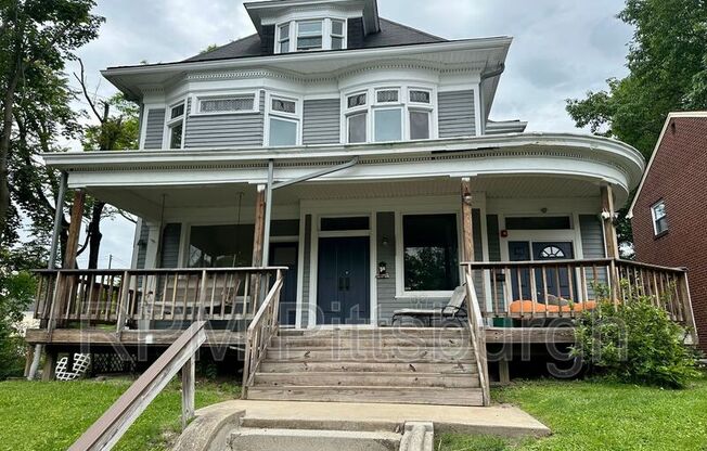 504 COAL ST