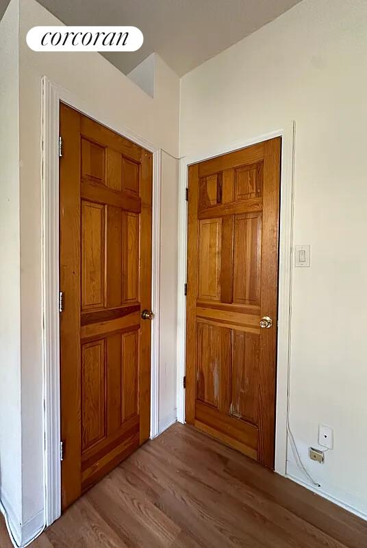 434 E 75 ST