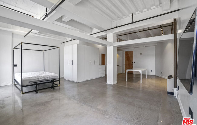 1 bed, 1 bath, 800 sqft, $2,500, Unit 1104