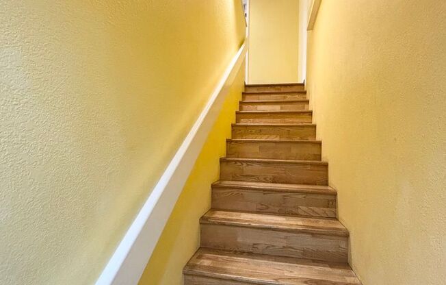 2 beds, 1.5 baths, $3,300, Unit # #C 12 NUUANU STREAMSIDE