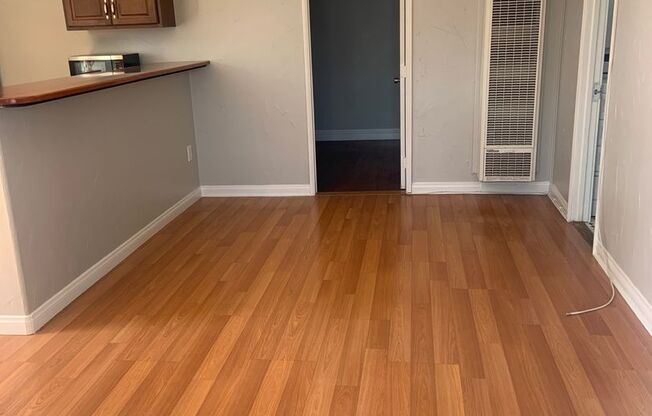 1 bed, 1 bath, $2,695