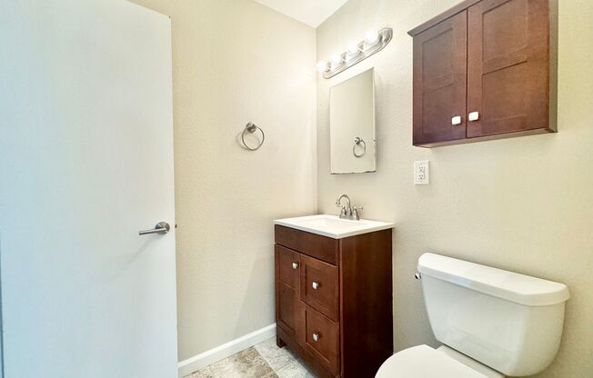 2 beds, 1.5 baths, $2,800