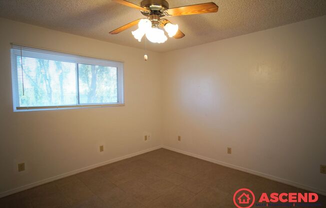 2 beds, 1 bath, 767 sqft, $900, Unit Unit D