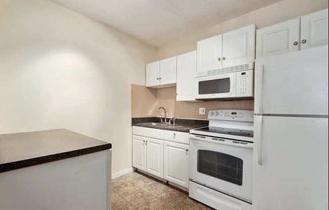 116 Spring St C8