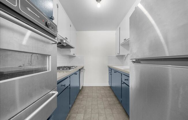 1437 E. Windsor Road