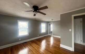 2 beds, 1 bath, $1,150