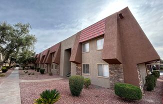 BEAUTIFUL 2 BEDROOM 2 BATHROOM SINGLE STORY CONDO LOCATED IN A GUARD GATED COMMUNITY