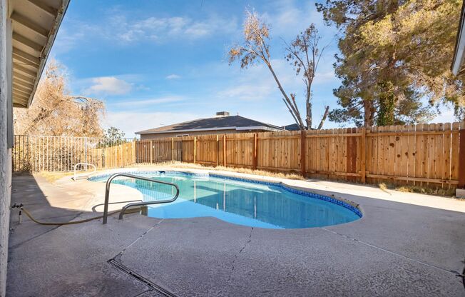 Single Story Pool Home in Henderson