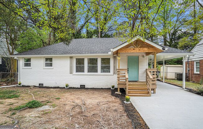 Completely remodeled 3 bedroom 2 bath home in Atlanta! Must See