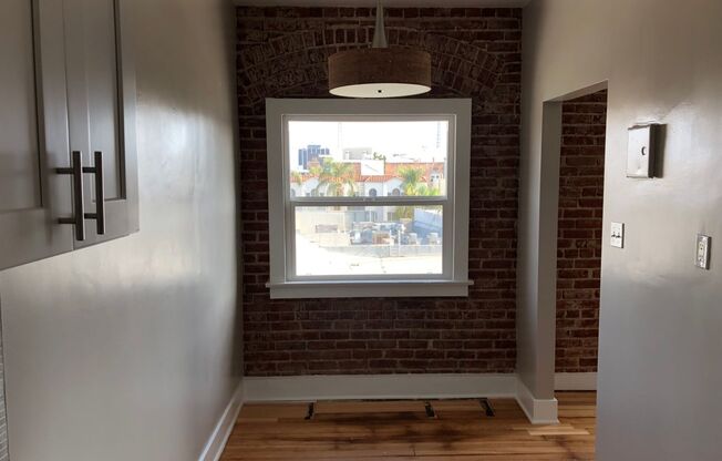 Studio, 1 bath, 275 sqft, $1,595, Unit 303