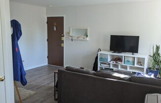 424 ELGIN AVE