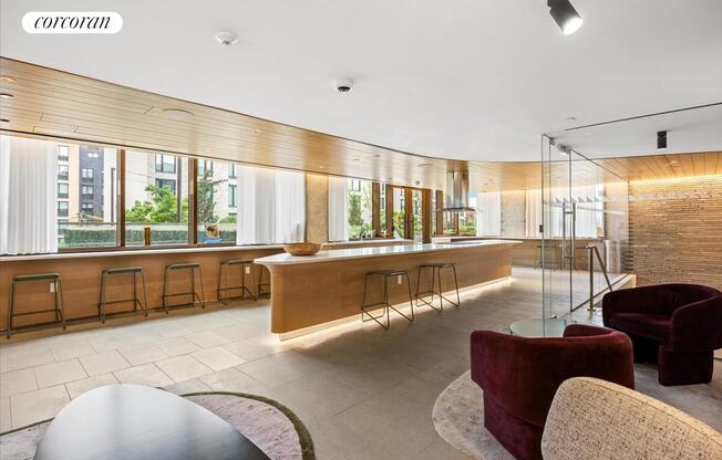 2 beds, 2 baths, $5,250, Unit PH1E