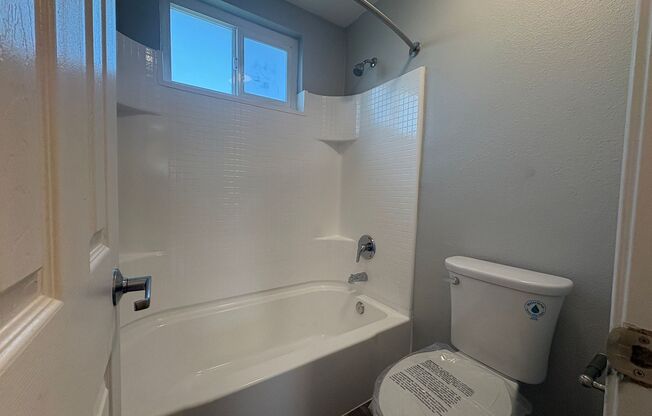 1 bed, 1 bath, 540 sqft, $2,110, Unit 320-17
