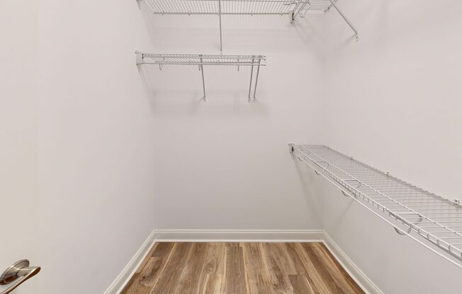 2 beds, 2 baths, 1,042 sqft, $3,295, Unit 7410