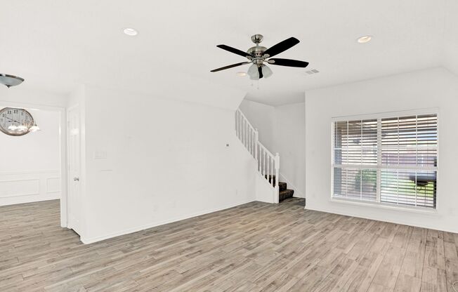 Spacious & Stylish Living in Carrollton – 3 Bed, 2.5 Bath!