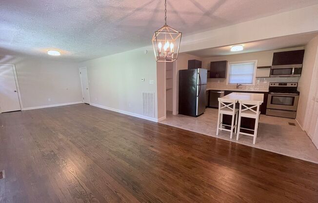 Stylishly Renovated & Prime Location!