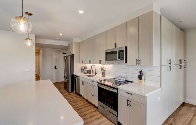 1 bed, 1 bath, 120 sqft, $1,225