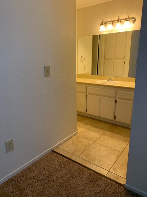 2 beds, 2 baths, 1,040 sqft, $1,610, Unit 152