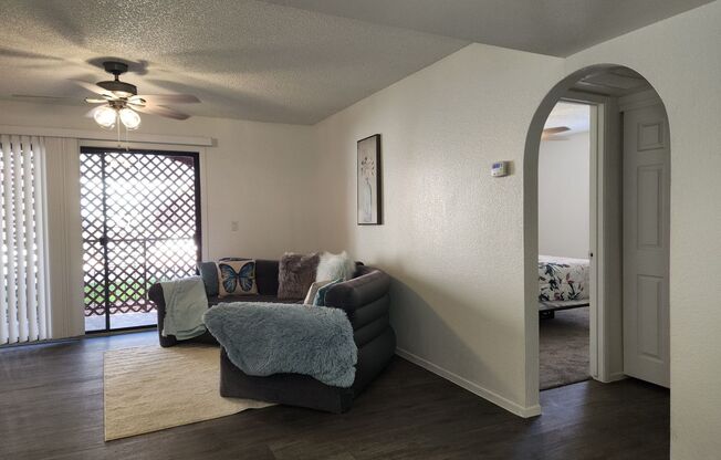 1 bed, 1 bath, 654 sqft, $1,195, Unit 1081