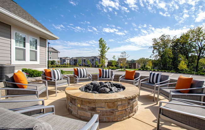 Outdoor Fire Pit at River Crossing Apartments, St. Charles, MO