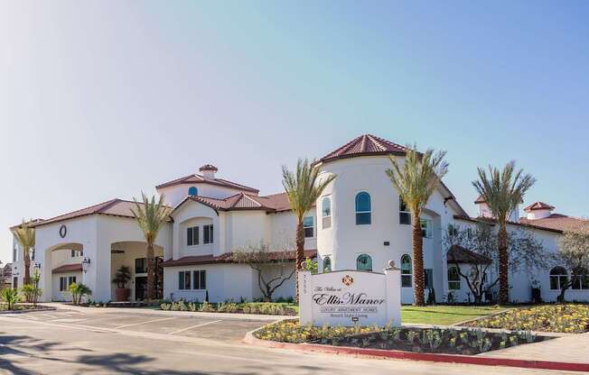 Front of New apartments in Fresno at The Villas at Ellis Manor, Fresno, CA