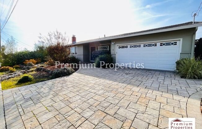 Move-in Ready 3BD/2BA Single-Story Home in the Pine Valley Neighborhood, San Ramon- Available NOW!